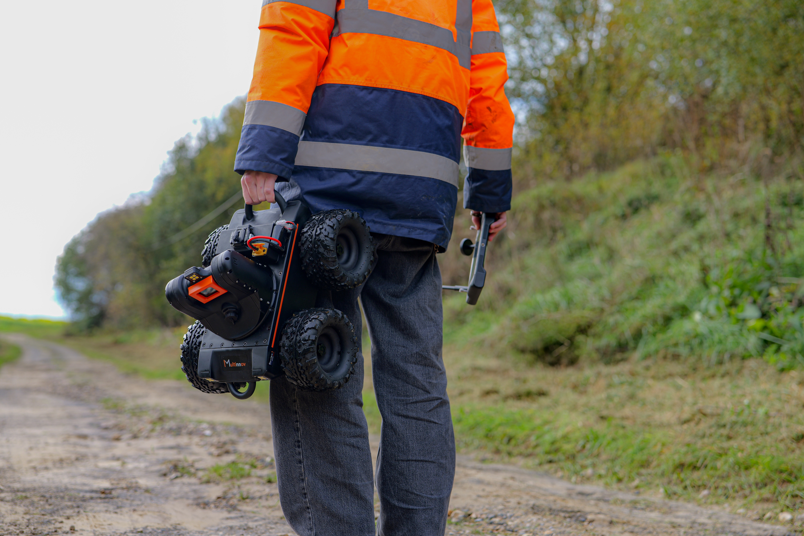 Roview3 Roview 3: Wireless 4K Pipe Inspection Crawler